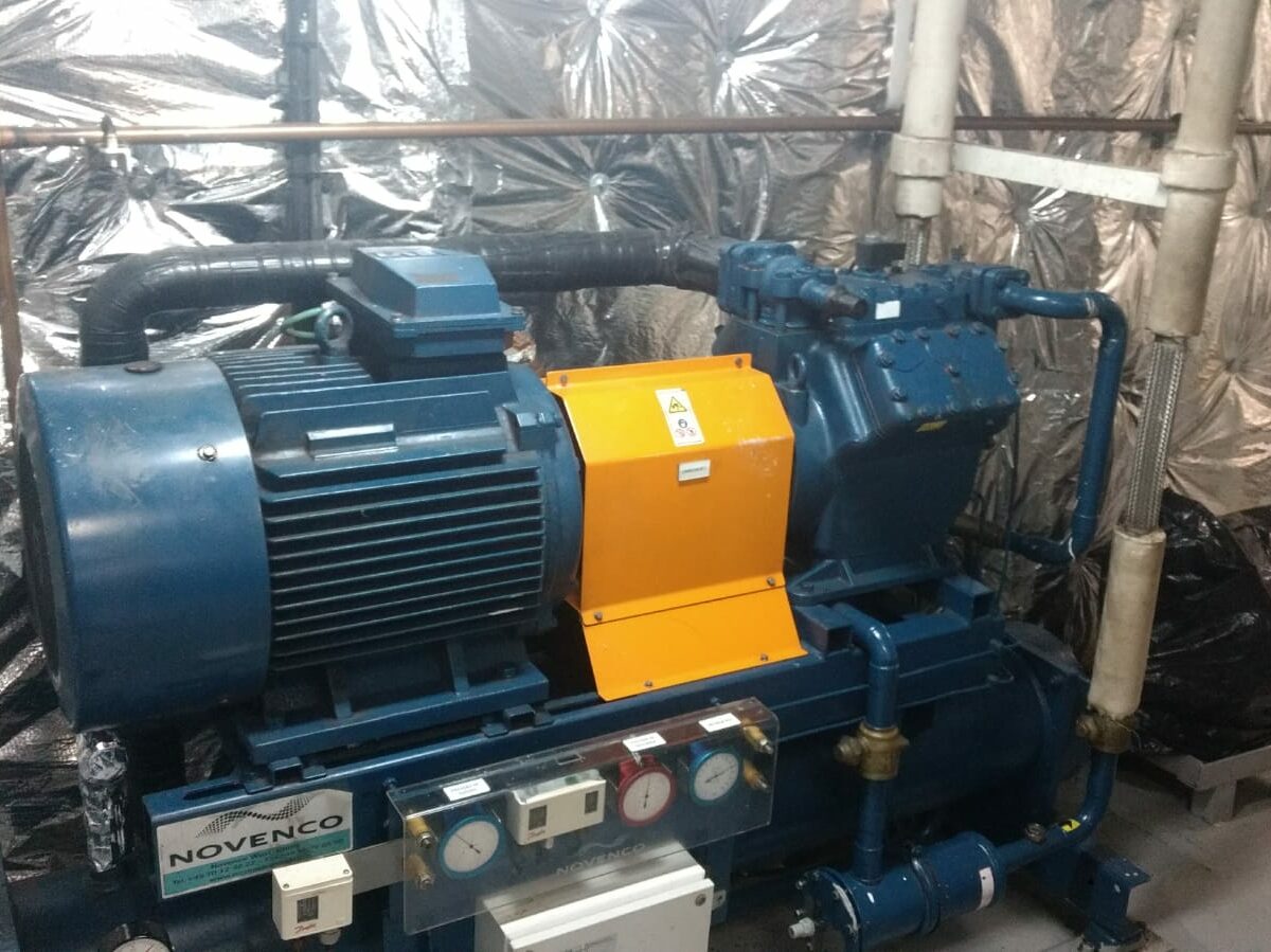 e934a51d-bdd4-4437-9374-003f7dd9ce5a e934a51d-bdd4-4437-9374-003f7dd9ce5a